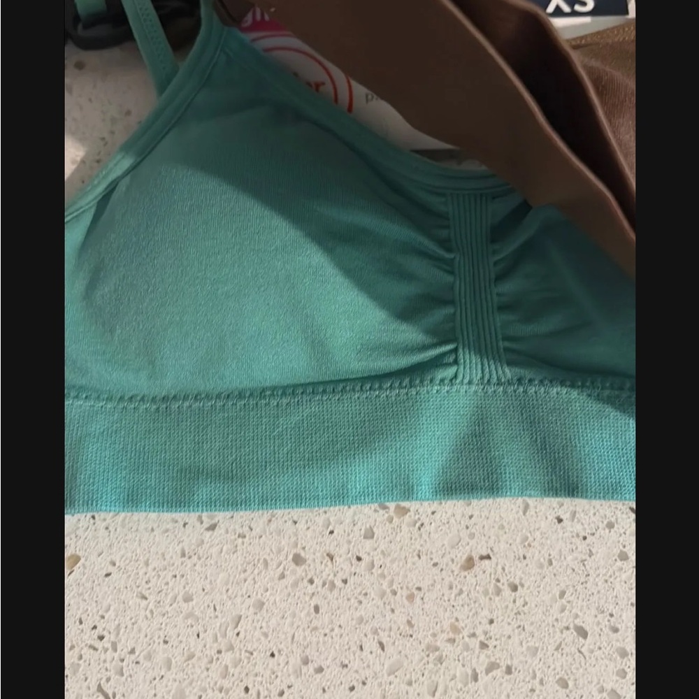 NWT girls sz ,XS 2 pack bralettes bras band 28 adjustable 1636 - Picture 3 of 5